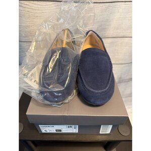 NWB ABEO Navy Suede Harbor Loafers Size 5